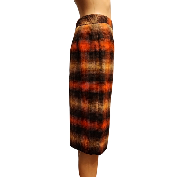 Classiques Entier Wool Blend Plaid Pencil Skirt - Picture 4 of 10